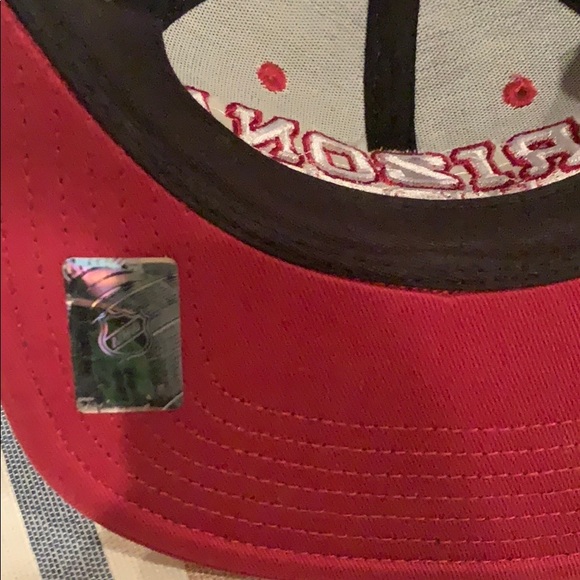 Arizona Coyotes SnapBack Hat - Picture 6 of 7